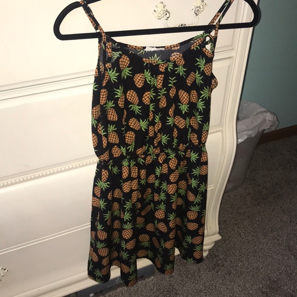 Black Pineapple Print Dress - Picture 1 of 3